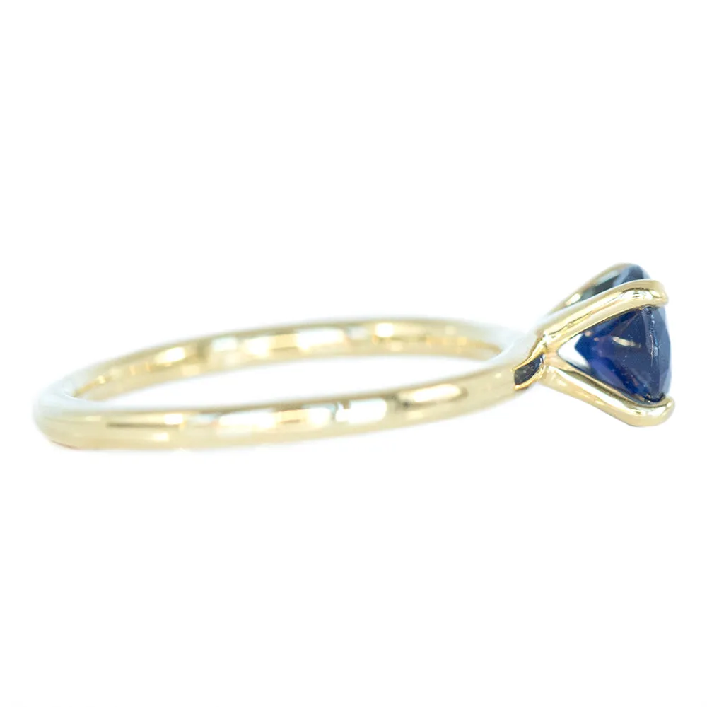 1.03ct Round Blue Sapphire Solitaire In 18k Yellow Gold