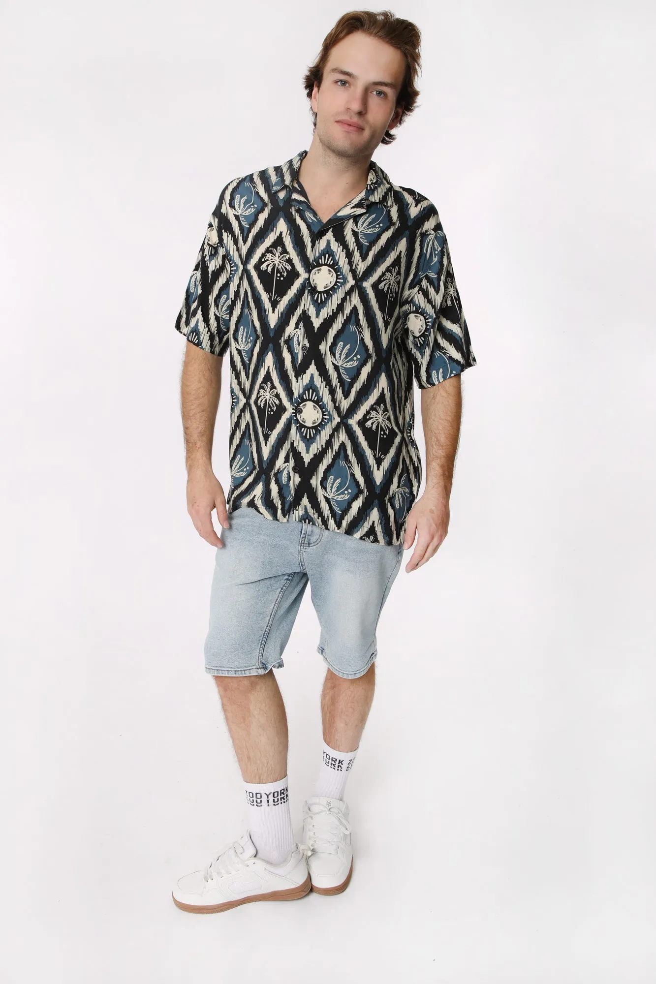 Amnesia Mens Printed Rayon Button-Up