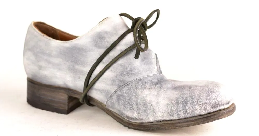 Foldover Shoe  |  Albino grey