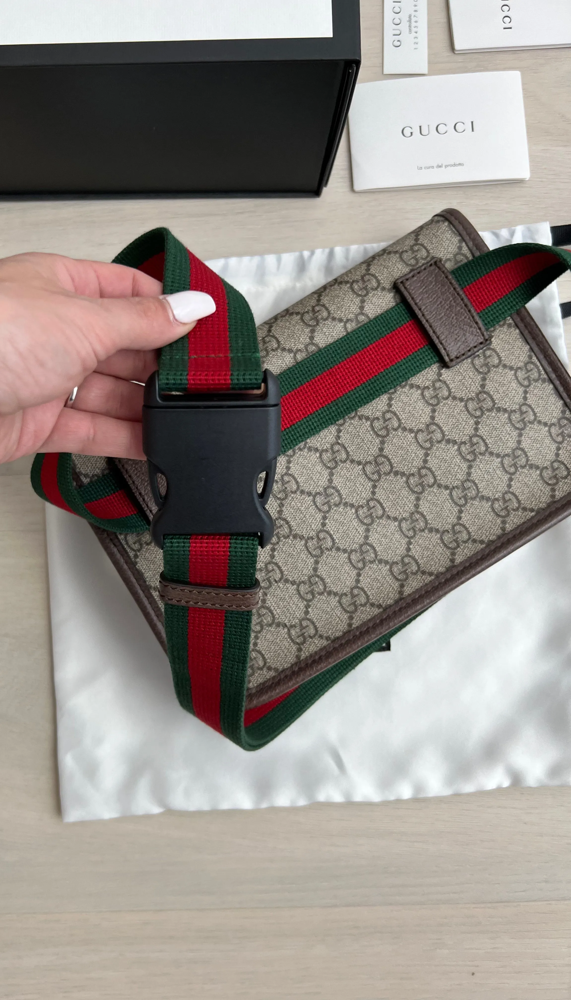 Gucci Neo Vintage GG Supreme Belt Bag