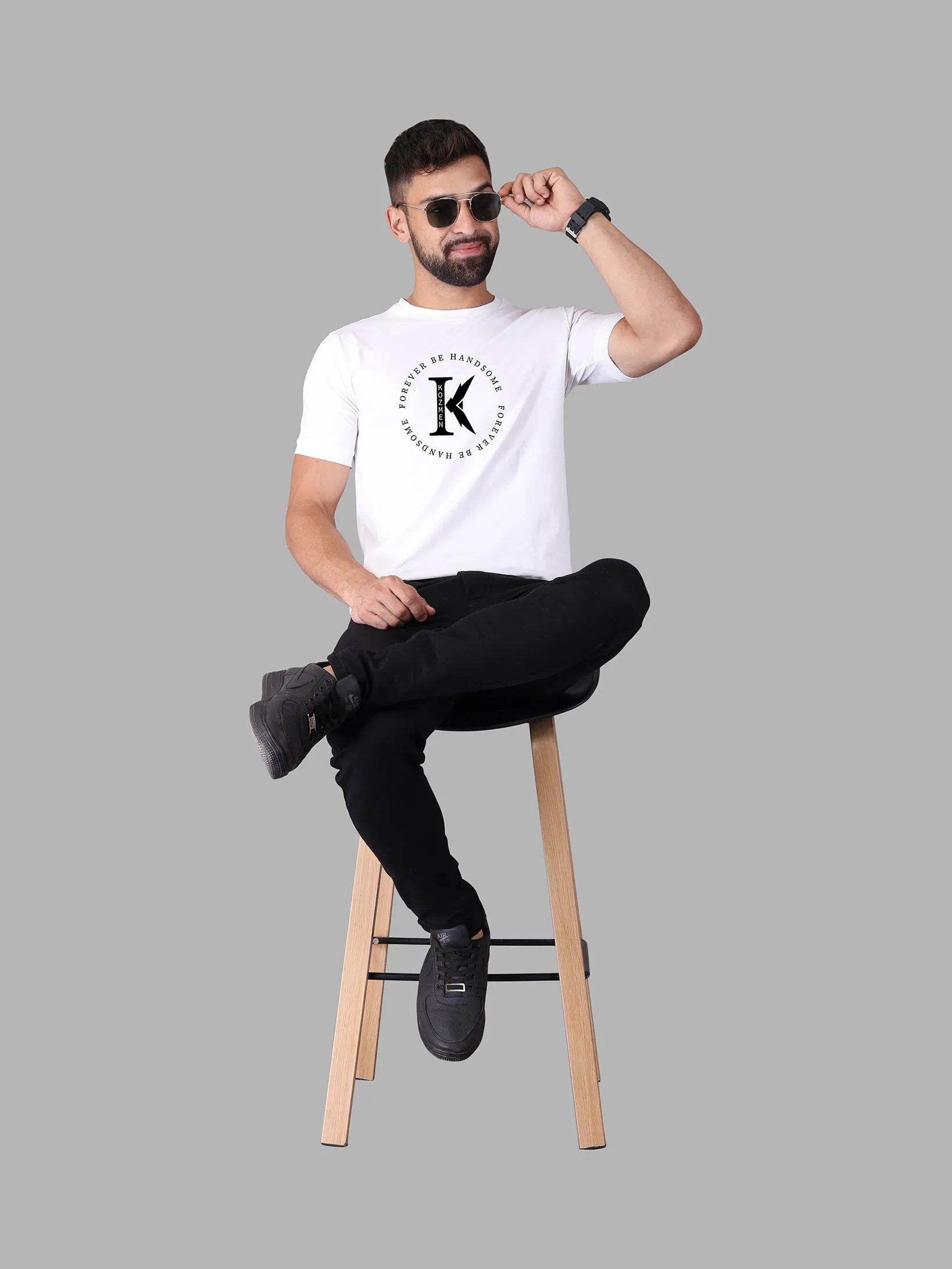 K Round Forever Be Handsome Crew Neck T-Shirt