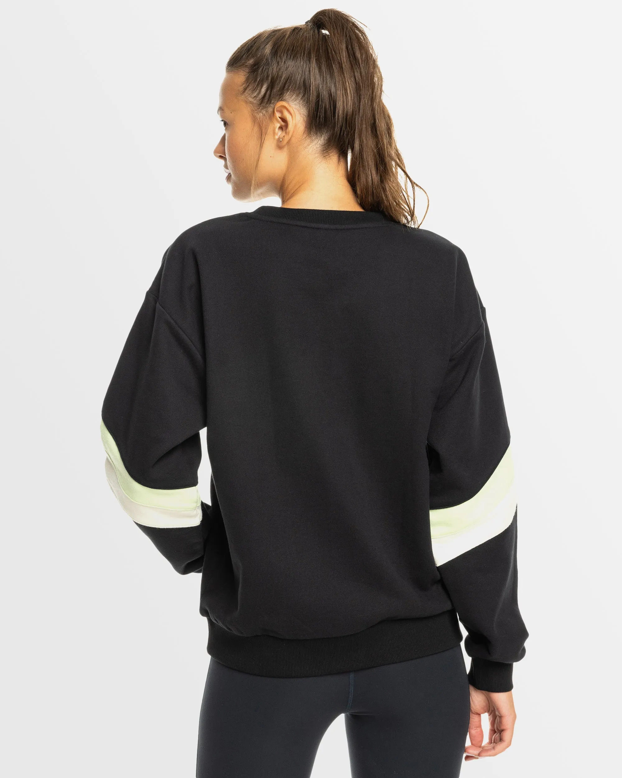 Womens Essential Energy Pullover Sweatshirt